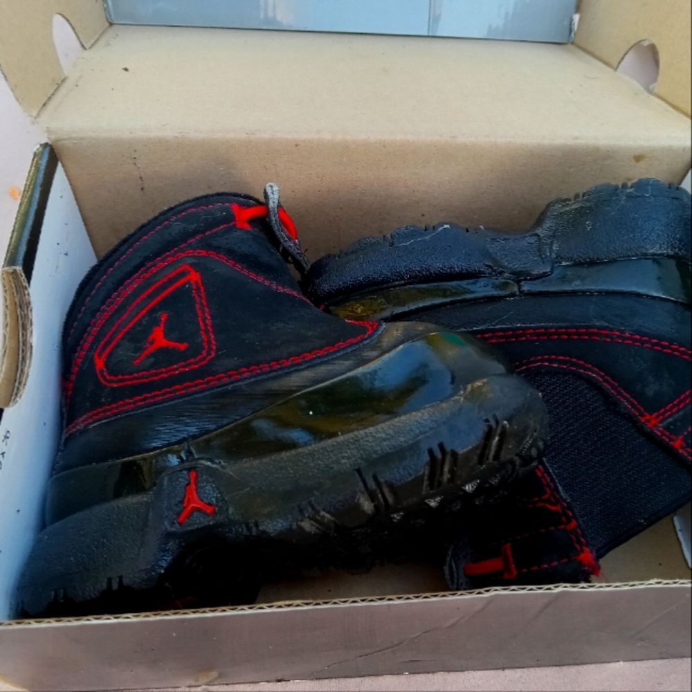 Baby JORDAN OT (TD) BLACK/VARSITY RED